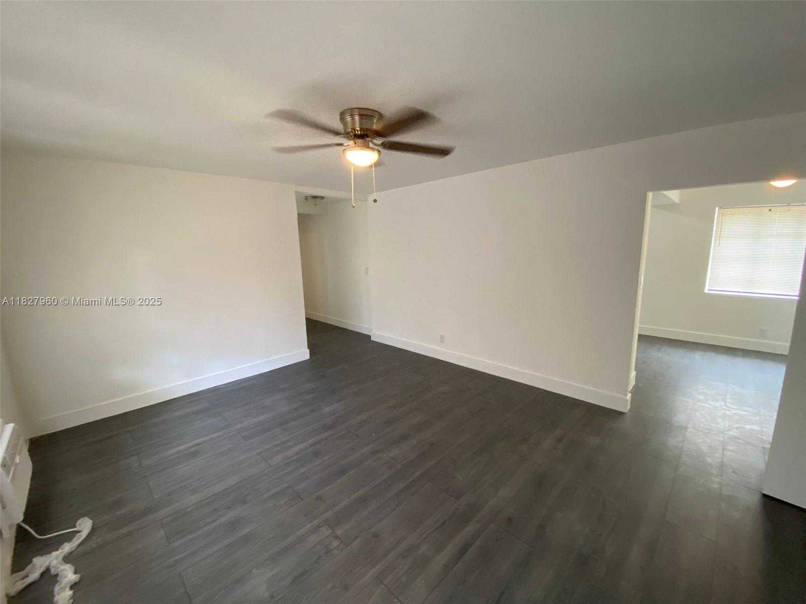 Small Image of 1842 MADISON ST, Hollywood Number 64