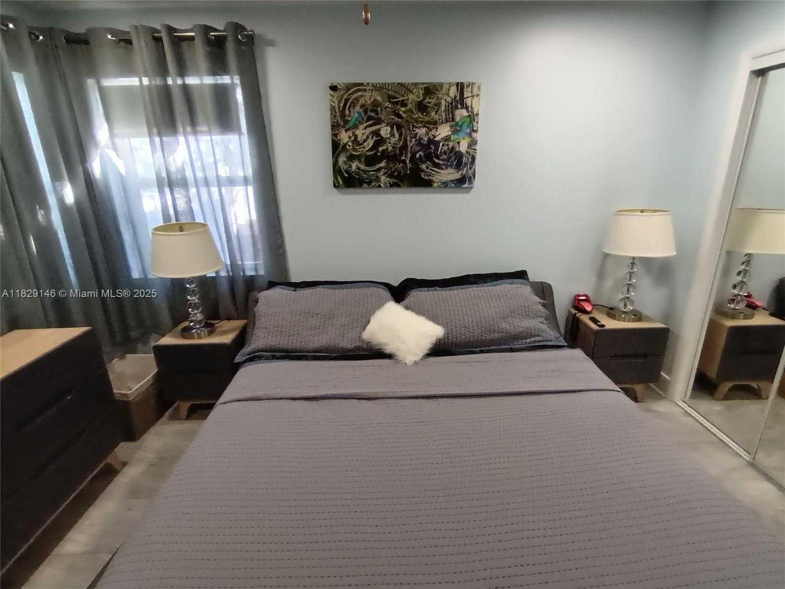 Small Image of 2242 POLK ST #3, Hollywood Number 22