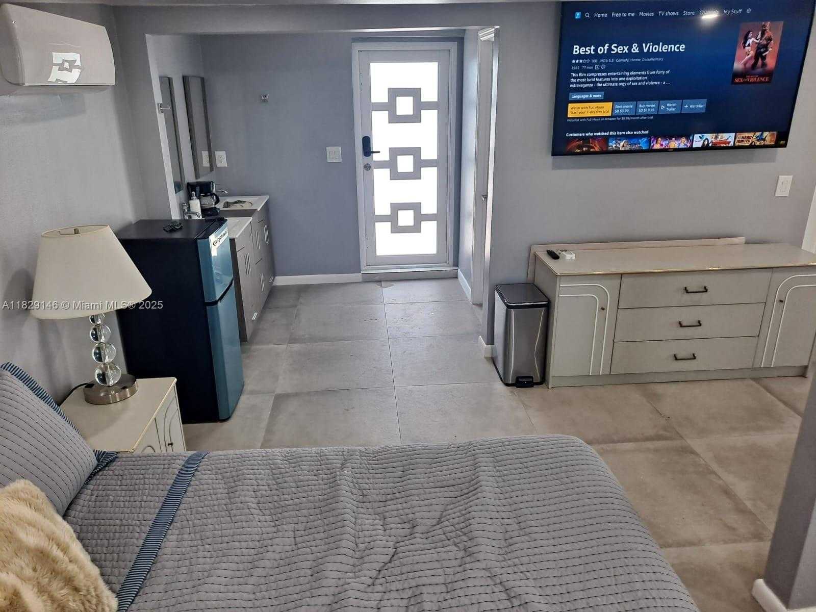 Small Image of 2242 POLK ST #3, Hollywood Number 45