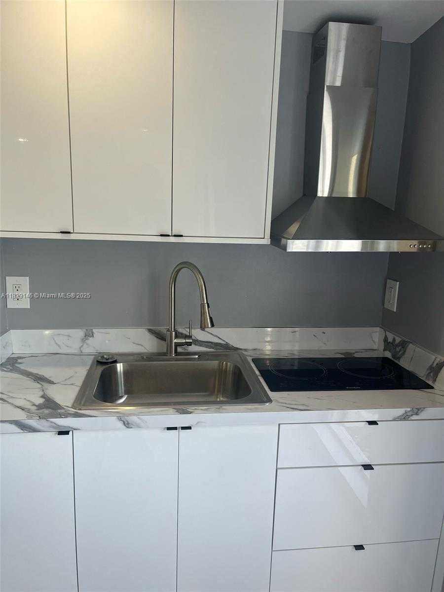 Small Image of 2242 POLK ST #3, Hollywood Number 60