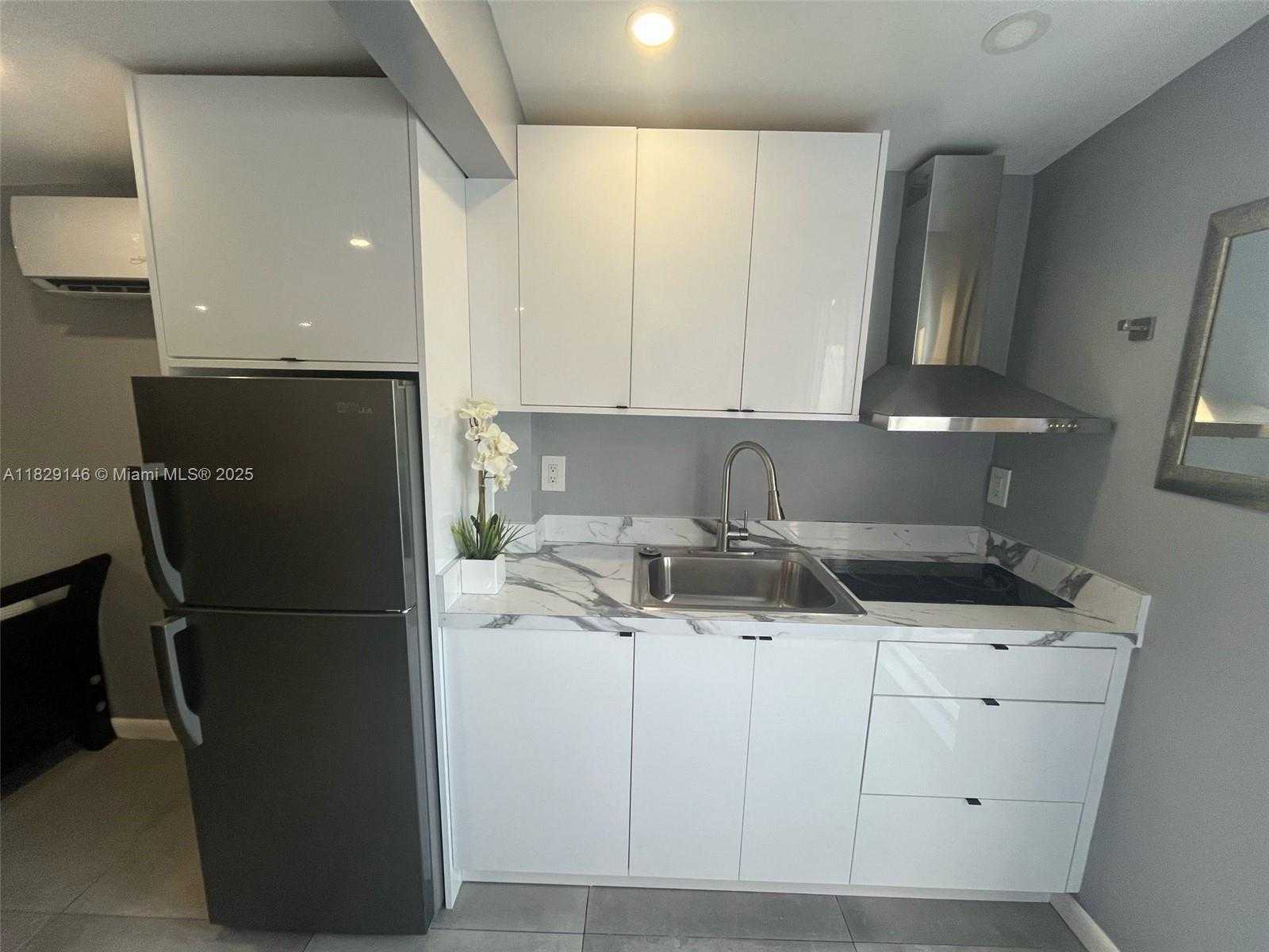 Small Image of 2242 POLK ST #3, Hollywood Number 61
