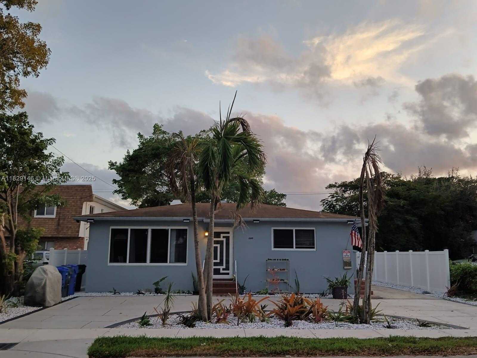 Small Image of 2242 POLK ST #3, Hollywood Number 73