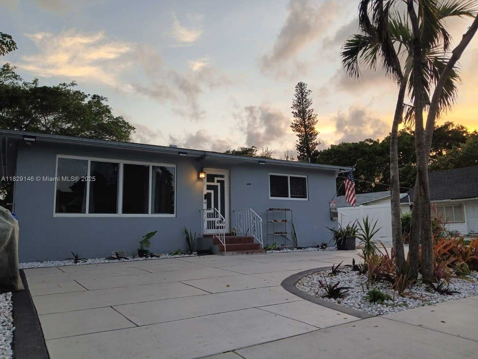 Small Image of 2242 POLK ST #3, Hollywood Number 79