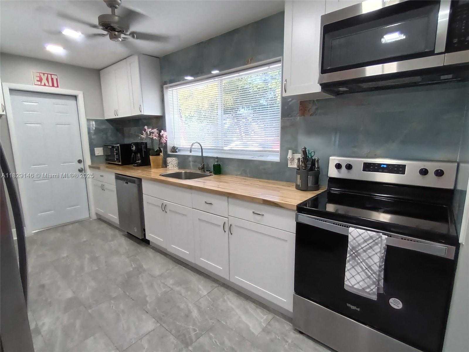 Small Image of 2242 POLK ST #3, Hollywood Number 8