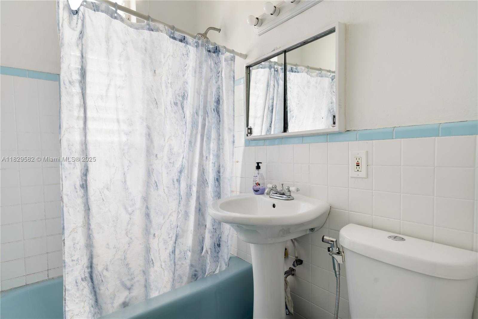Small Image of 808 84TH ST, Miami Beach Number 18