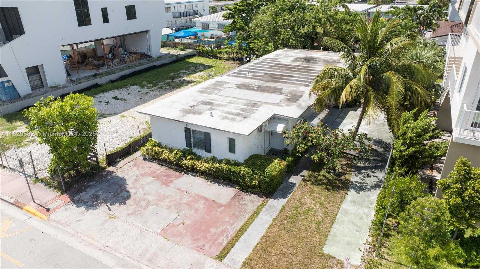 Small Image of 808 84TH ST, Miami Beach Number 32