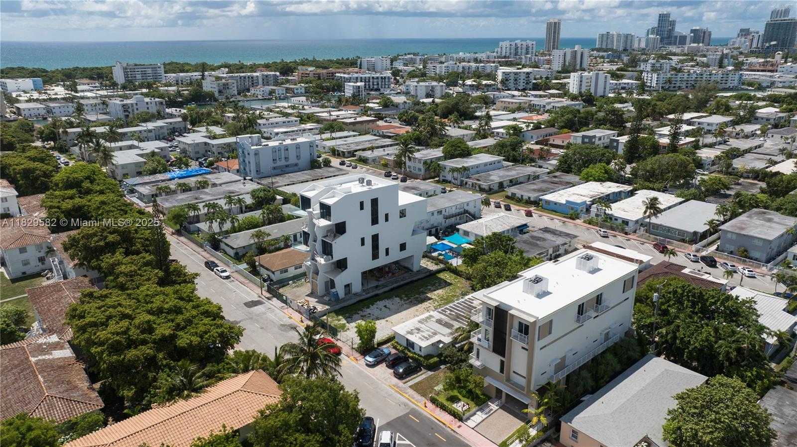 Small Image of 808 84TH ST, Miami Beach Number 34
