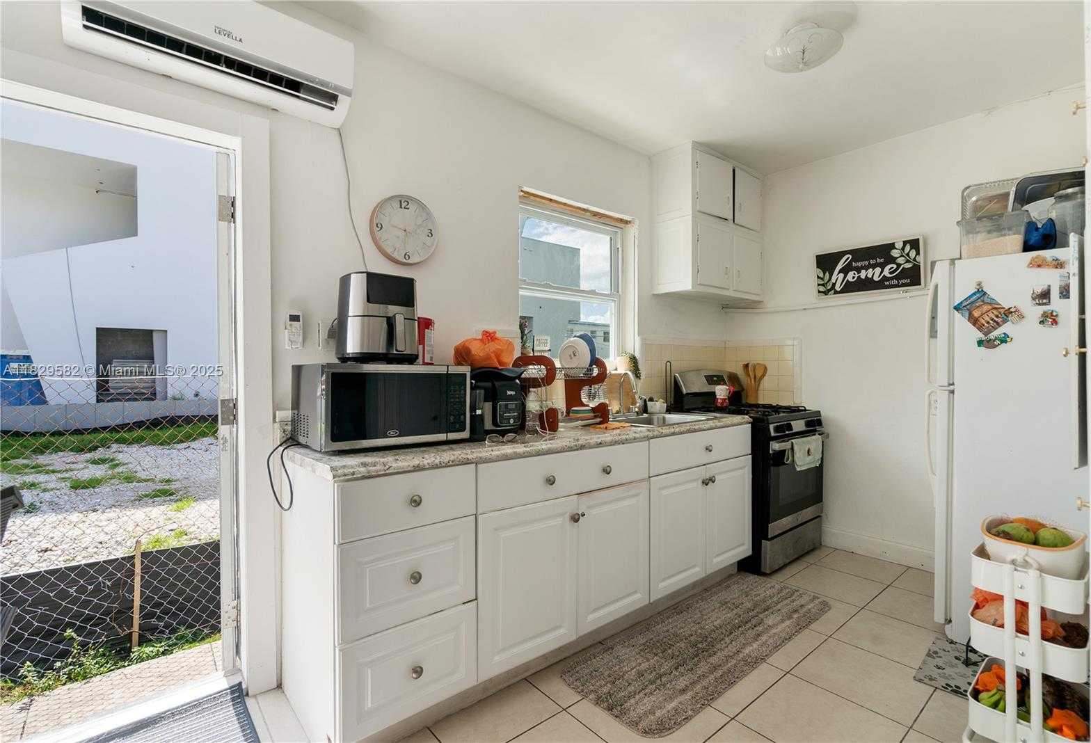 Small Image of 808 84TH ST, Miami Beach Number 5