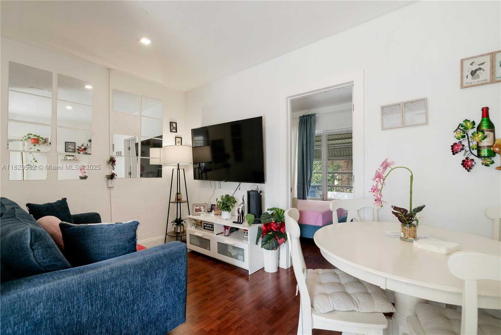 Small Image of 808 84TH ST, Miami Beach Number 6