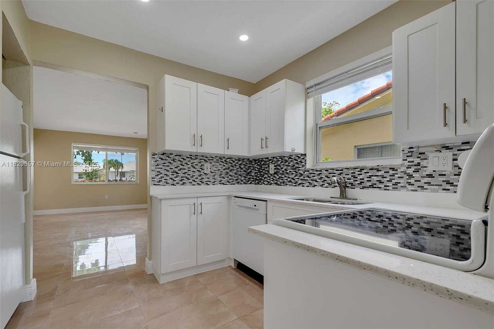 Small Image of 9241 SOUTH WEST 204TH TER #2, Cutler Bay Number 23