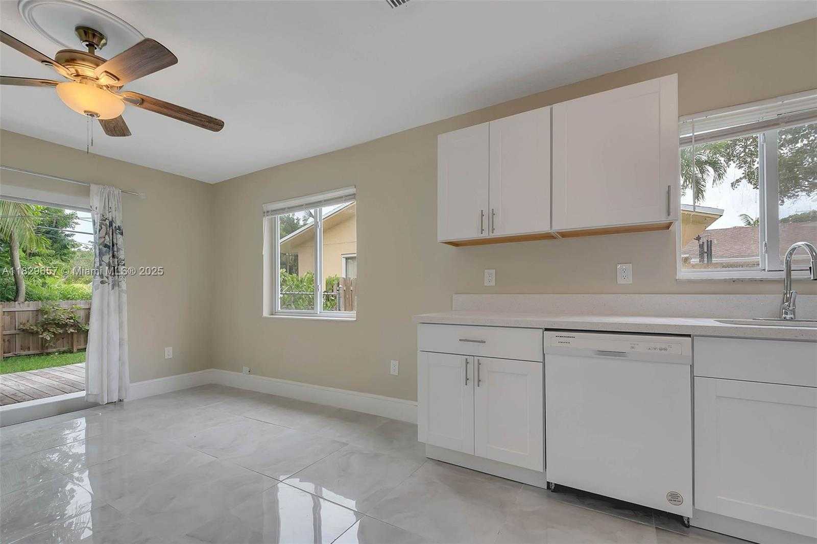 Small Image of 9241 SOUTH WEST 204TH TER #2, Cutler Bay Number 7