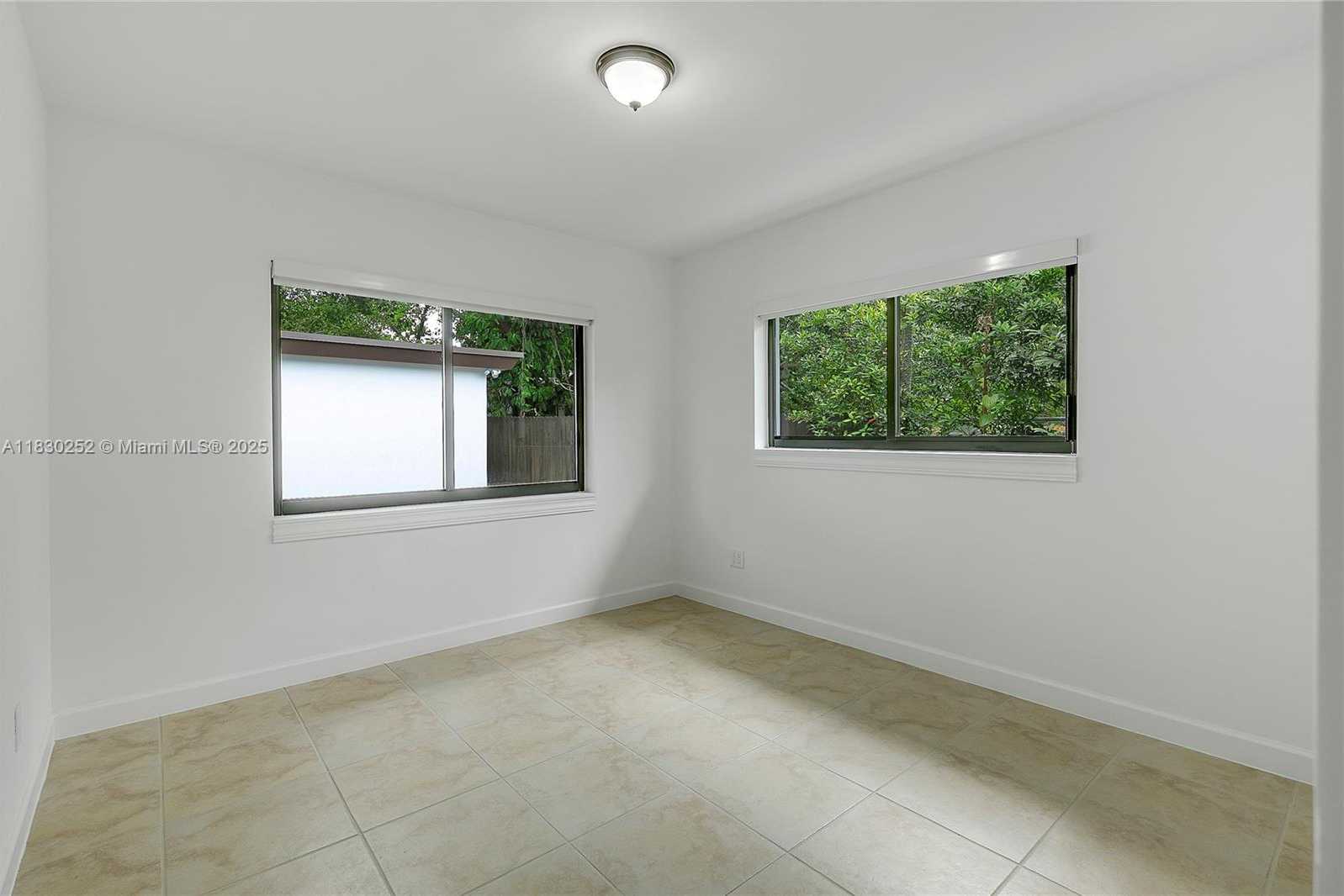 Small Image of 36 NORTH WEST 52ND ST, Miami Number 23