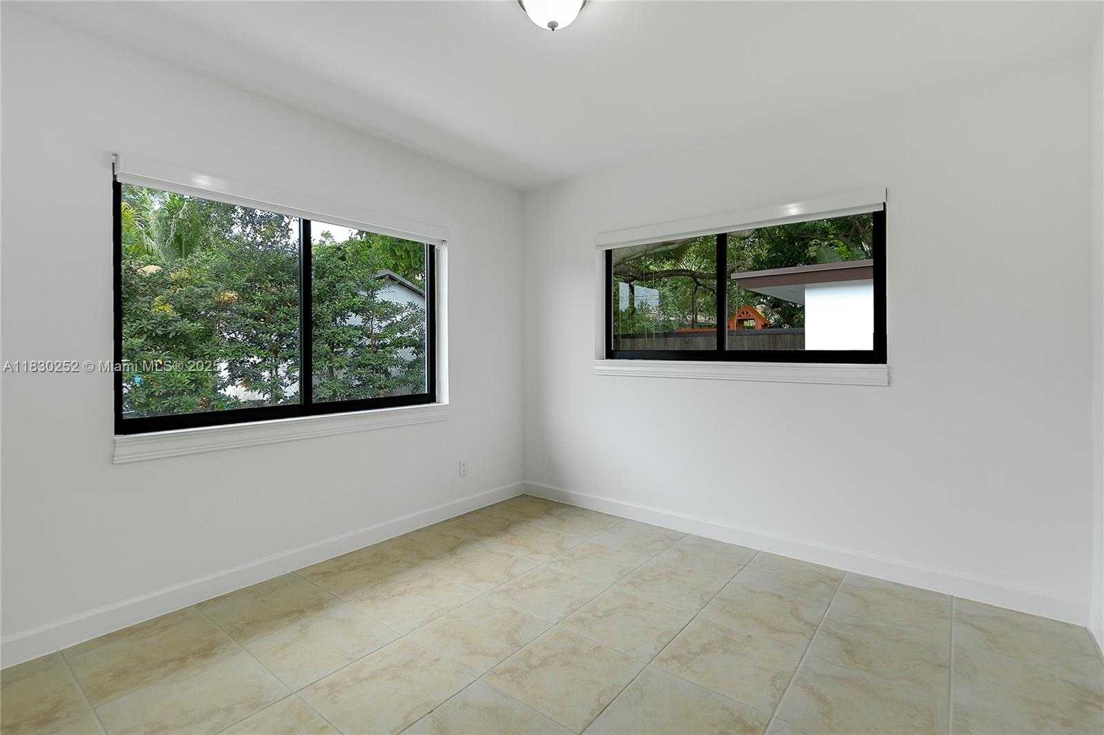Small Image of 36 NORTH WEST 52ND ST, Miami Number 25