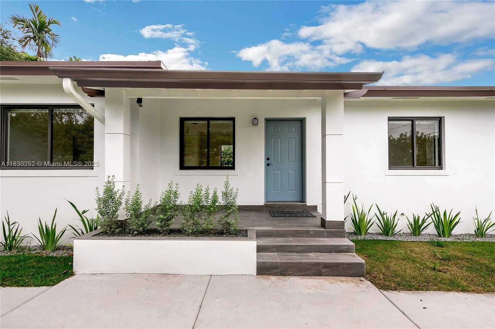 Small Image of 36 NORTH WEST 52ND ST, Miami Number 27