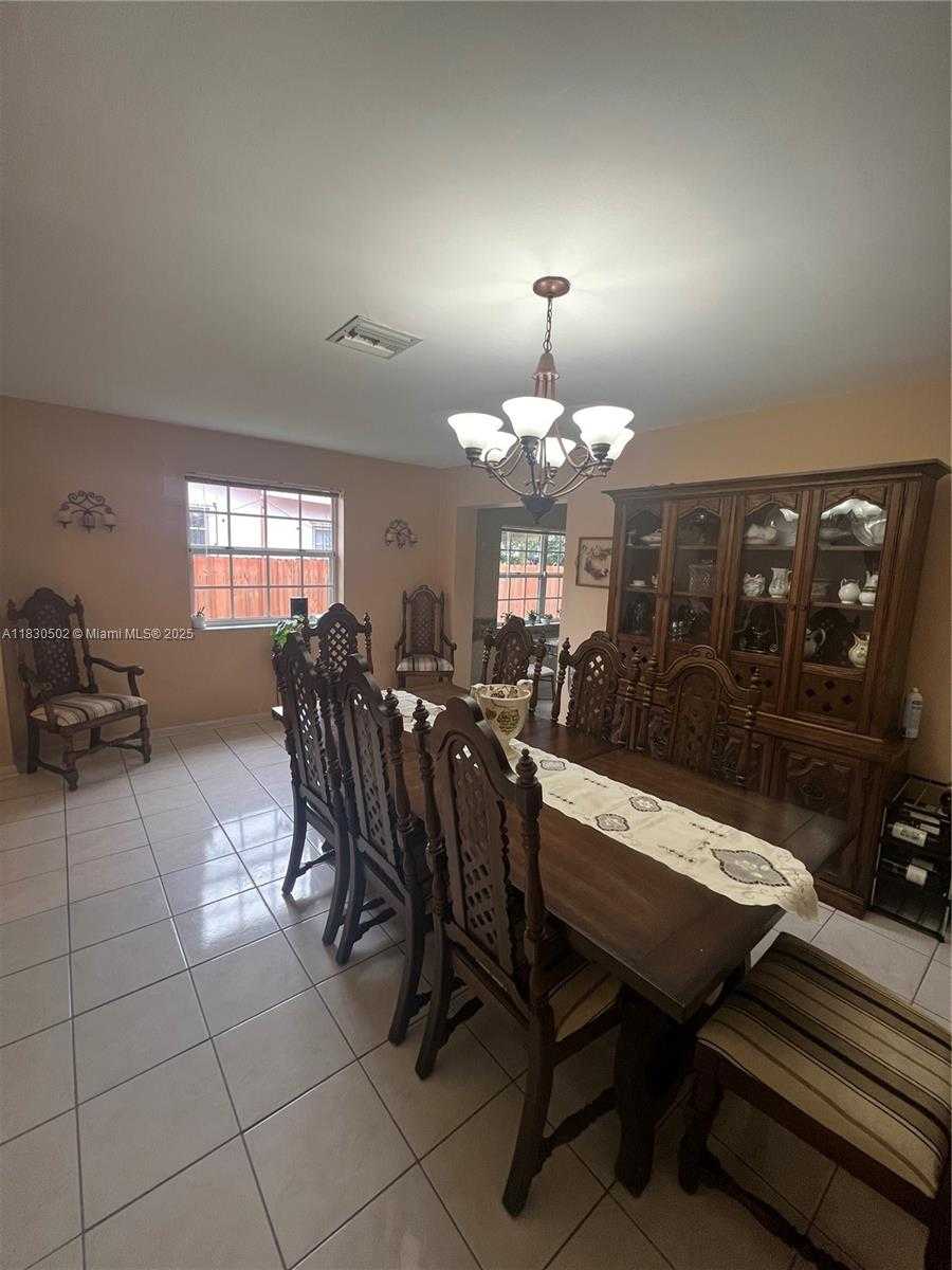Small Image of 2815 SOUTH WEST 36TH AVE, Miami Number 11
