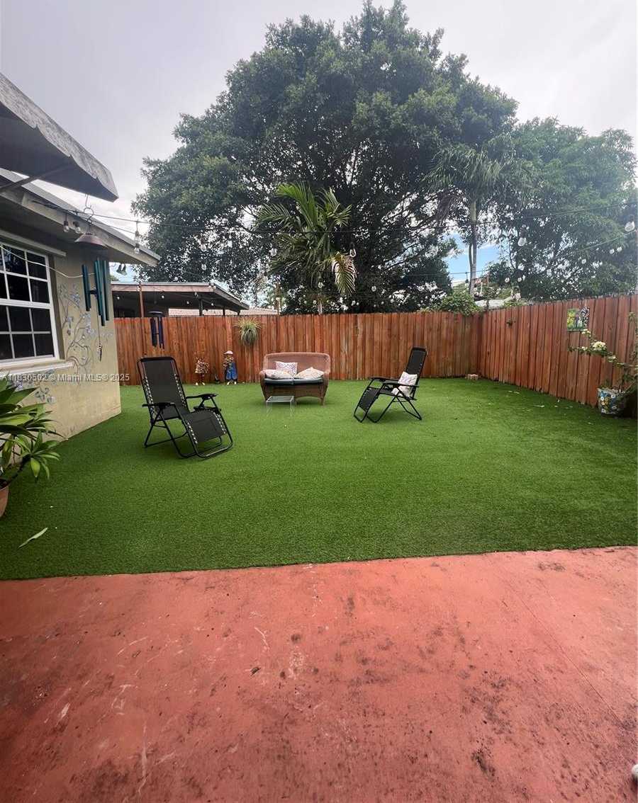 Small Image of 2815 SOUTH WEST 36TH AVE, Miami Number 23