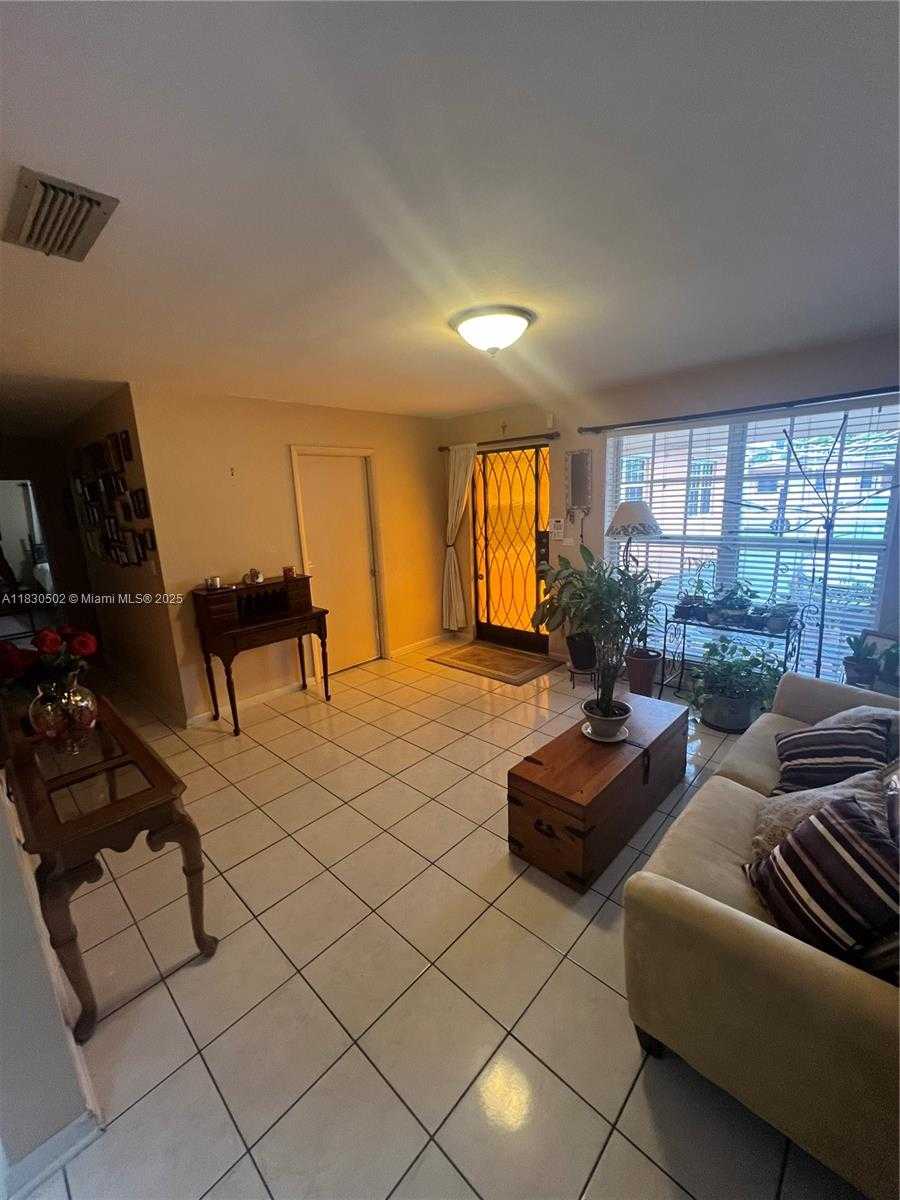 Small Image of 2815 SOUTH WEST 36TH AVE, Miami Number 7