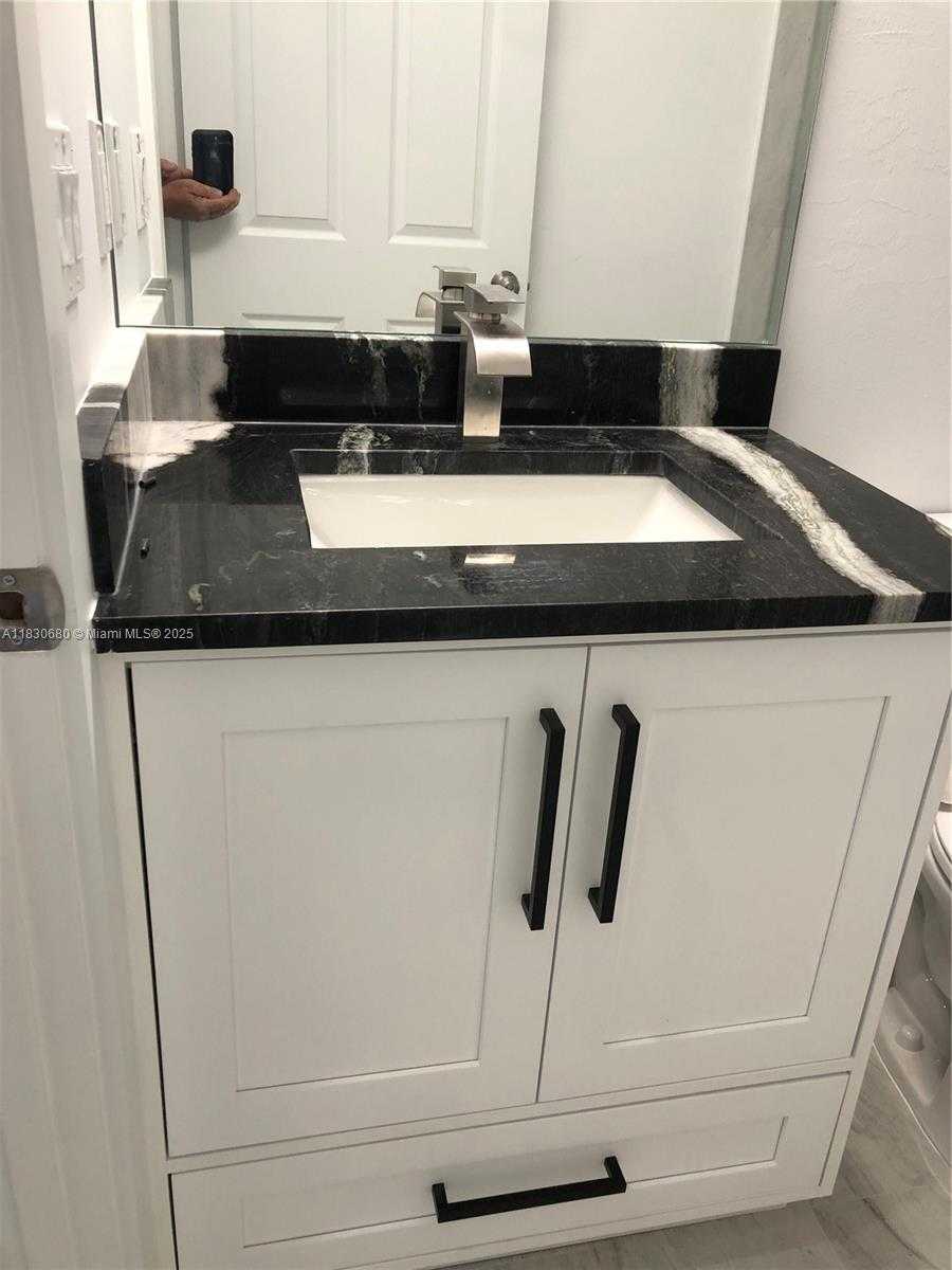 Small Image of 4572 GOLFVIEW BLVD, Lehigh Acres Number 11