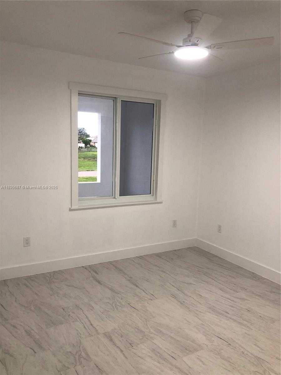 Small Image of 4568 GOLFVIEW BLVD #2, Lehigh Acres Number 9