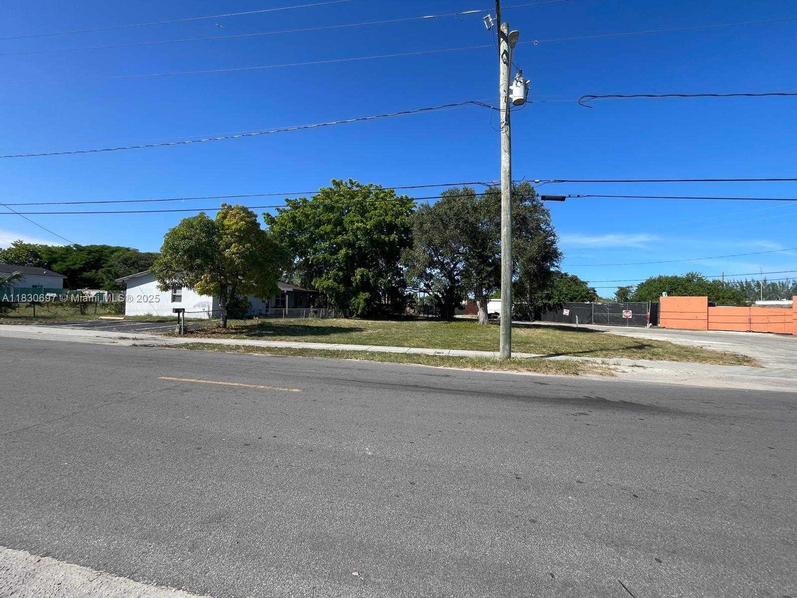 Small Image of 635 NORTH WEST 22ND RD #4, Fort Lauderdale Number 26