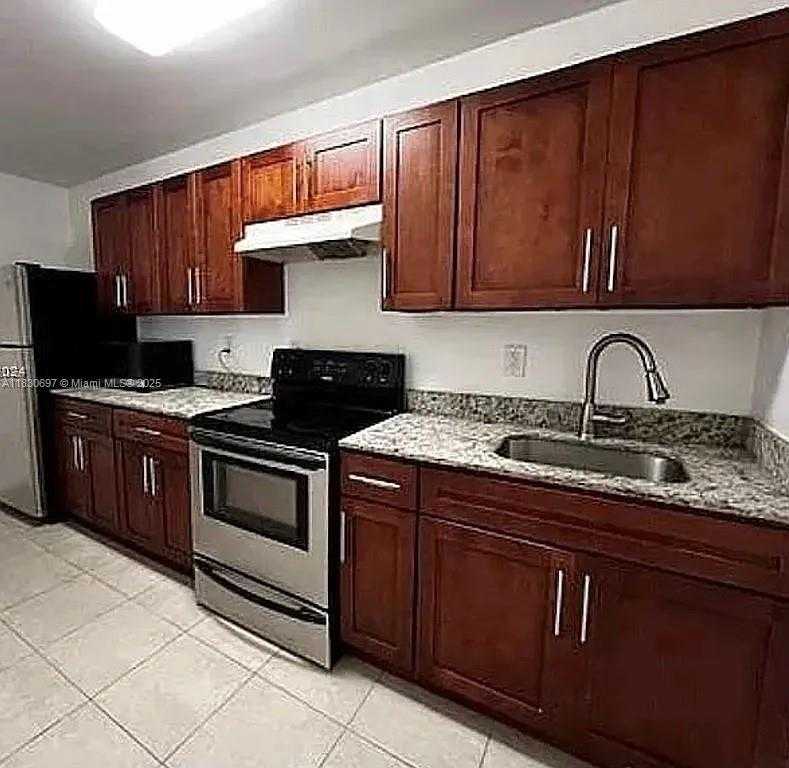 Small Image of 635 NORTH WEST 22ND RD #4, Fort Lauderdale Number 4