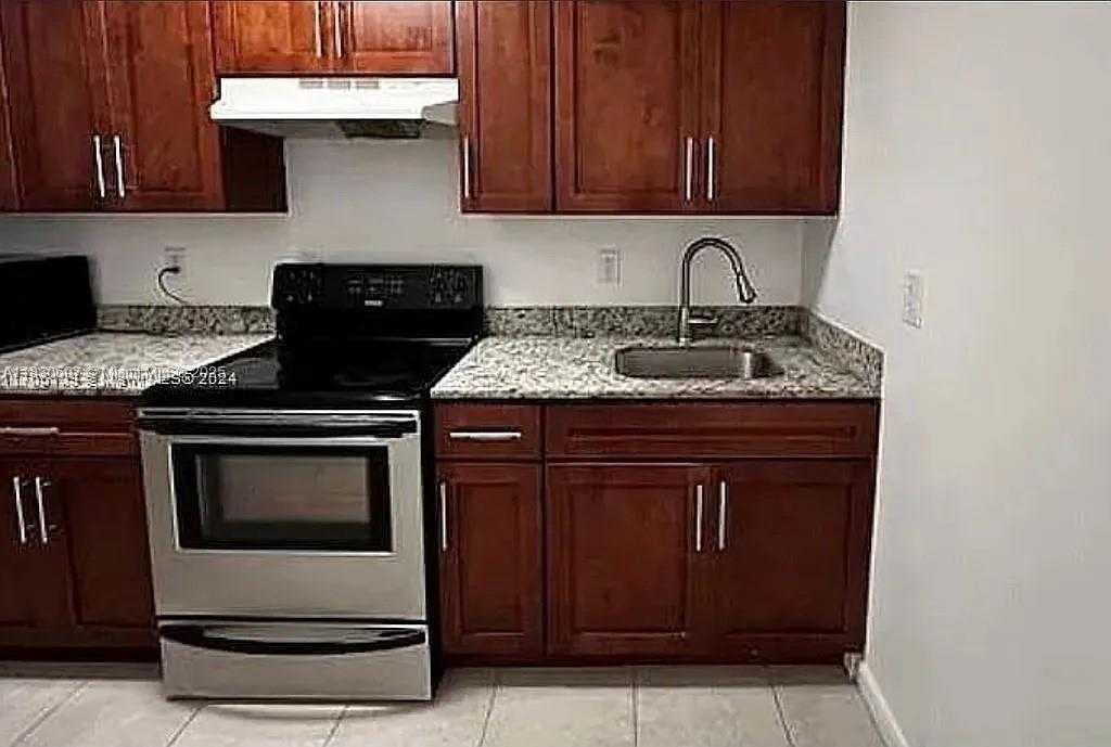 Small Image of 635 NORTH WEST 22ND RD #4, Fort Lauderdale Number 6