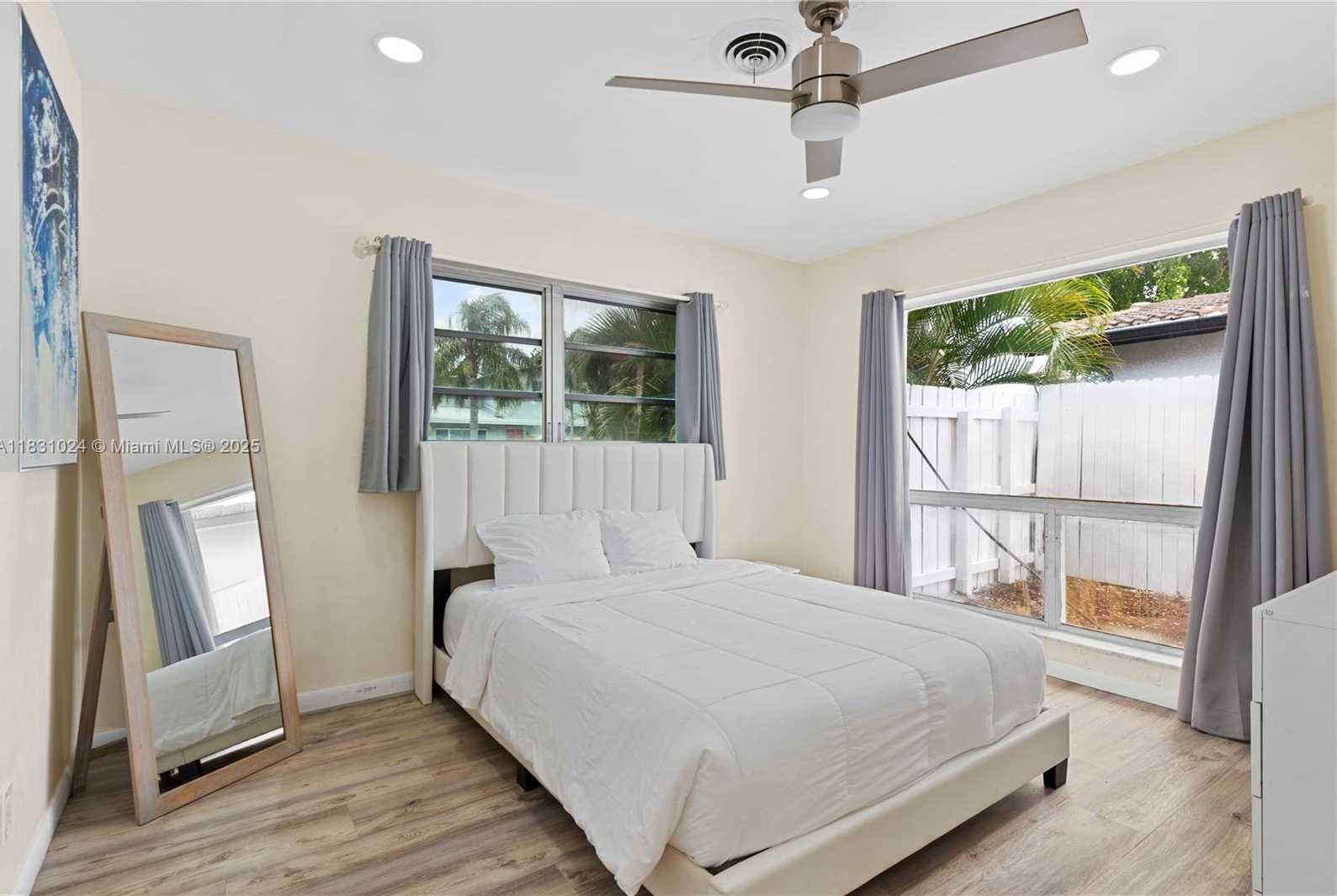 Small Image of 1761 NORTH EAST 55TH ST #3, Fort Lauderdale Number 12