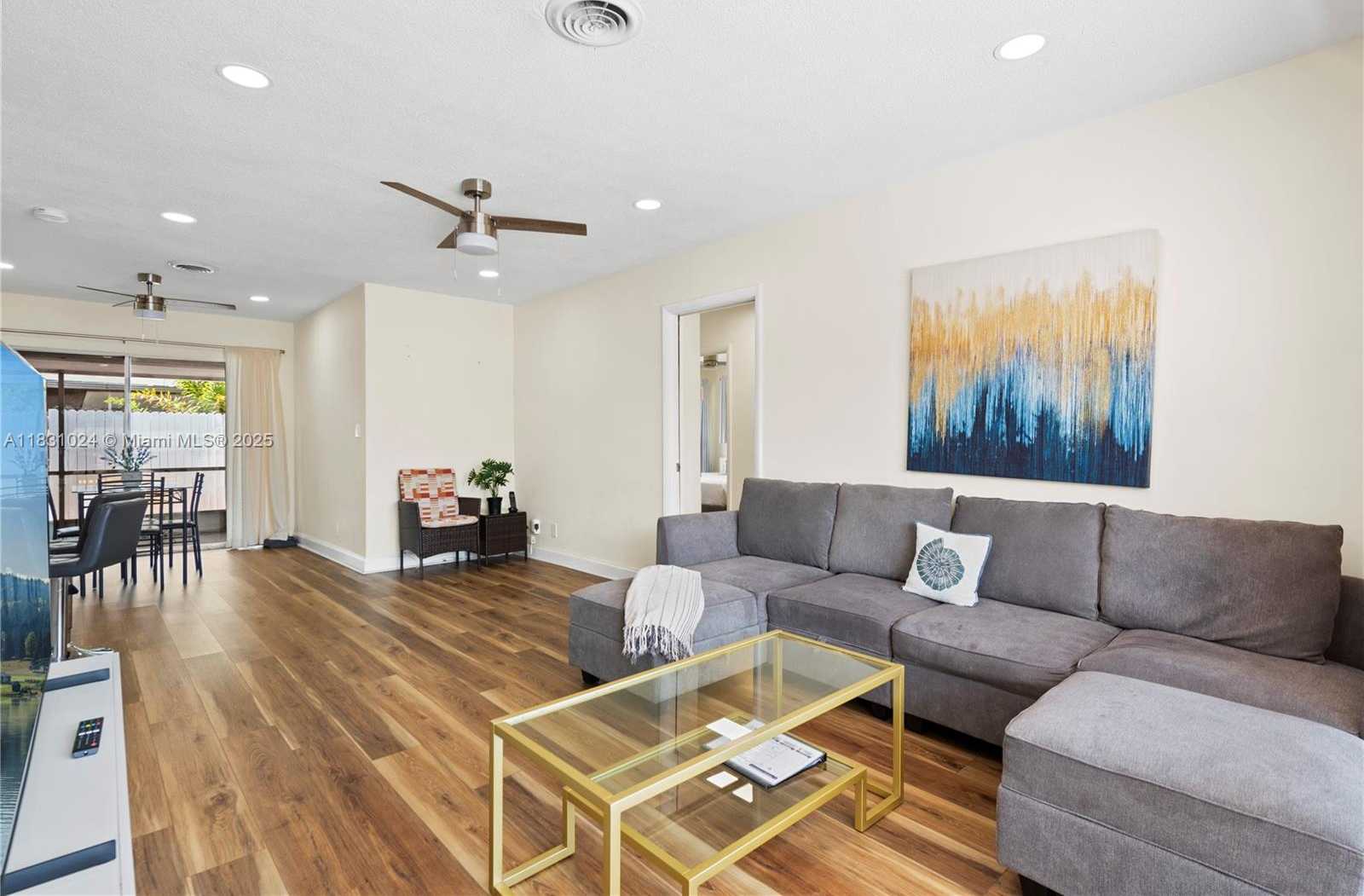 Small Image of 1761 NORTH EAST 55TH ST #3, Fort Lauderdale Number 27