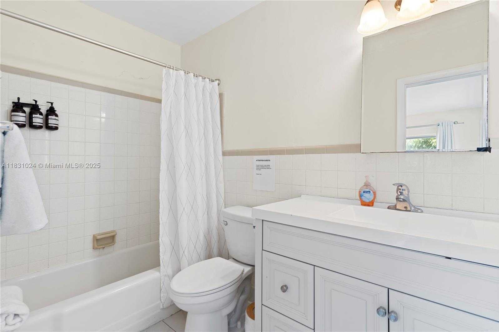 Small Image of 1761 NORTH EAST 55TH ST #3, Fort Lauderdale Number 29