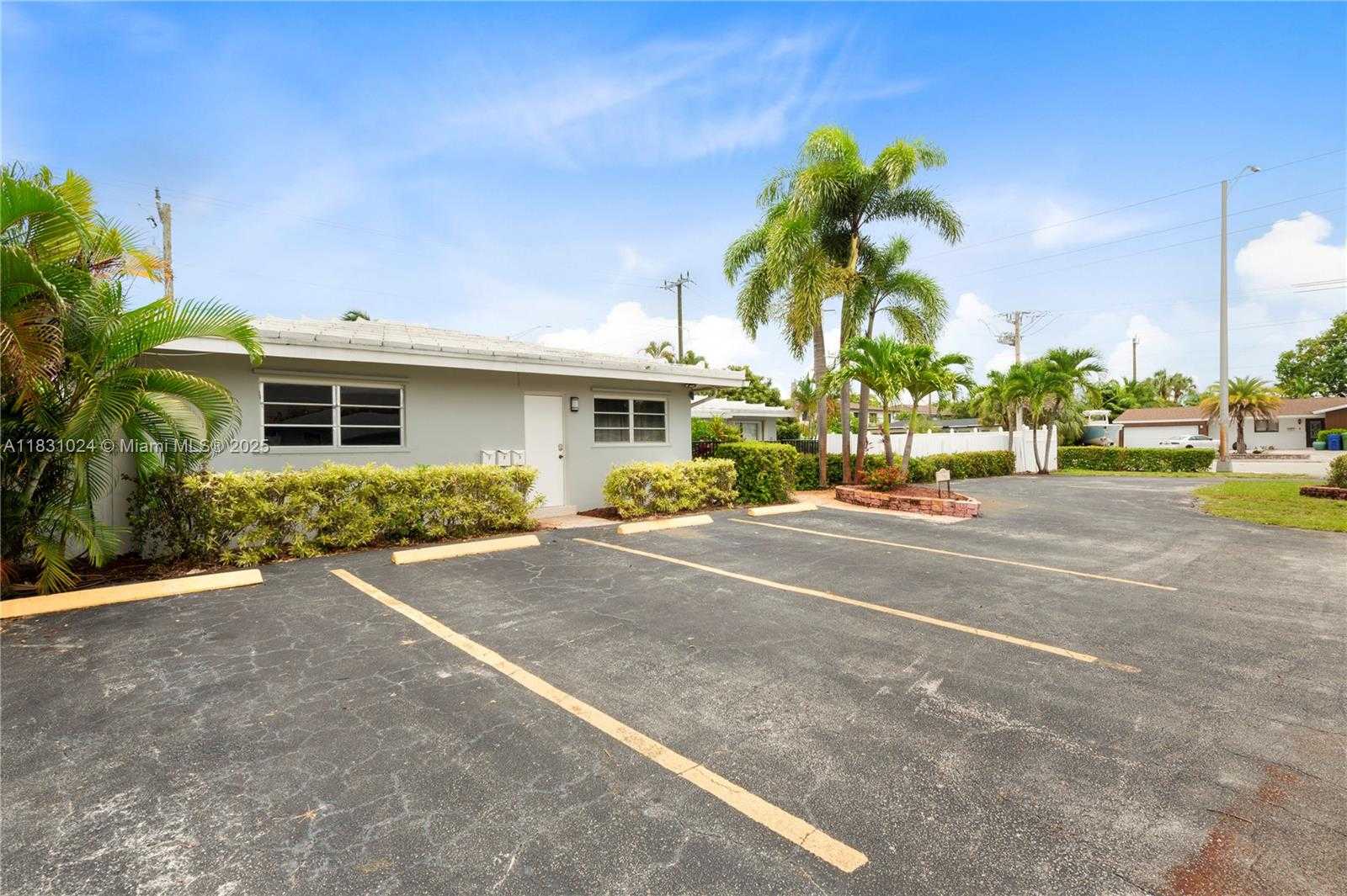 Small Image of 1761 NORTH EAST 55TH ST #3, Fort Lauderdale Number 3