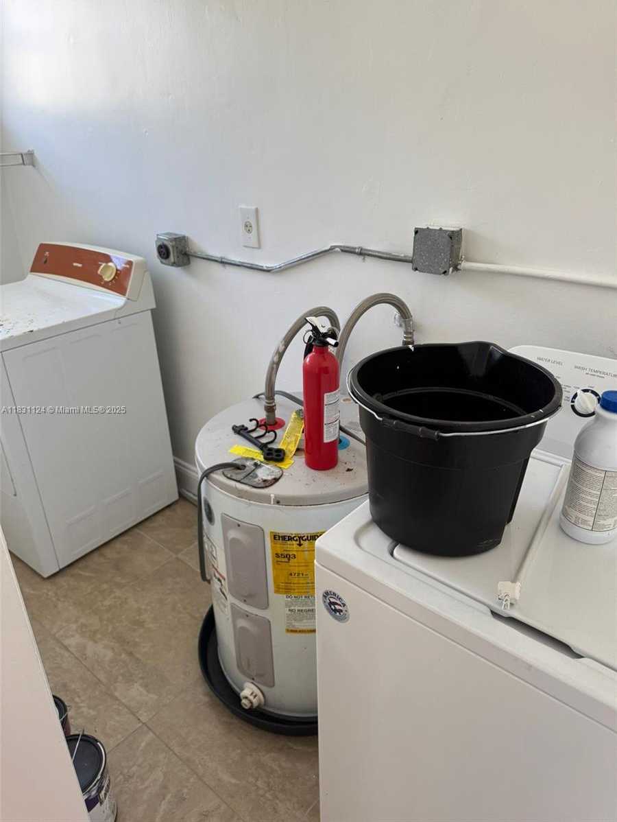 Small Image of 630 NORTH WEST 15TH TER, Fort Lauderdale Number 13