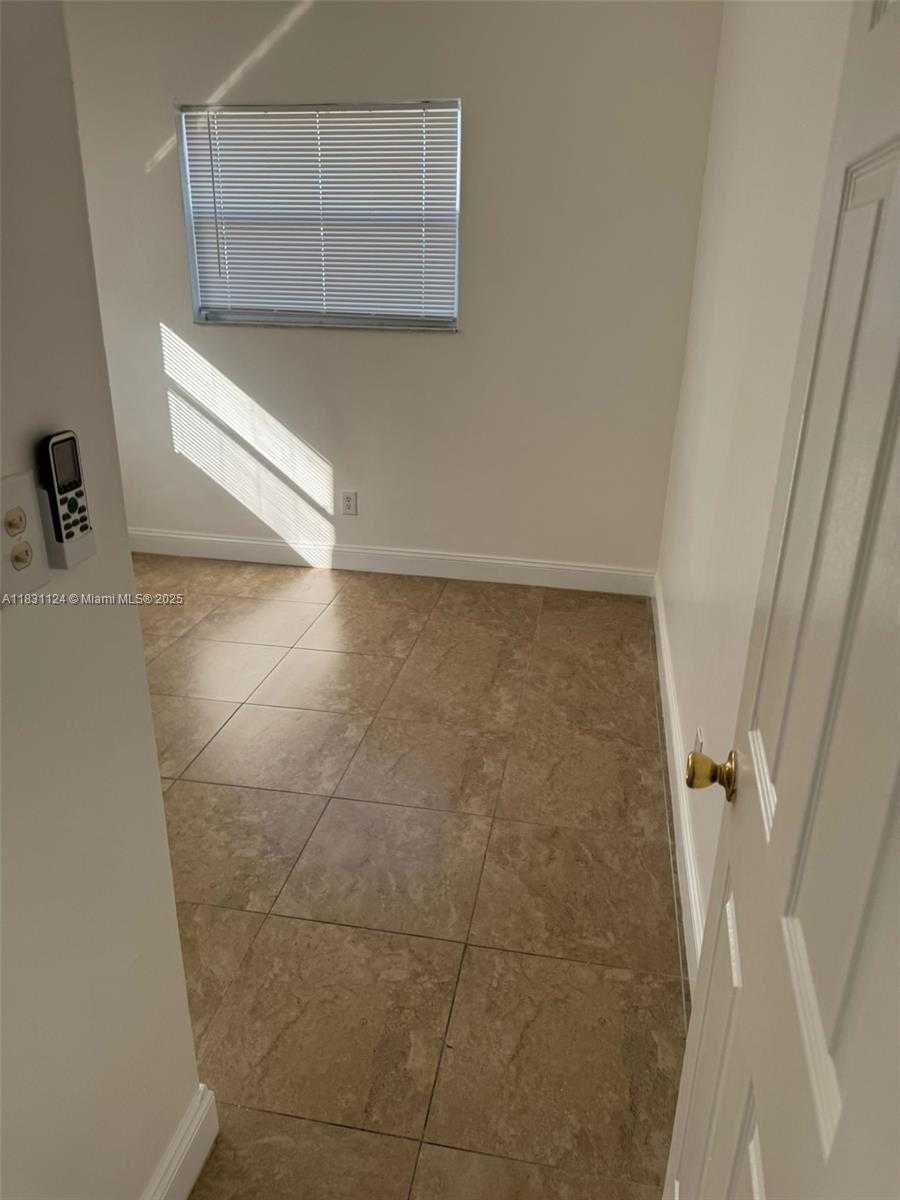 Small Image of 630 NORTH WEST 15TH TER, Fort Lauderdale Number 14