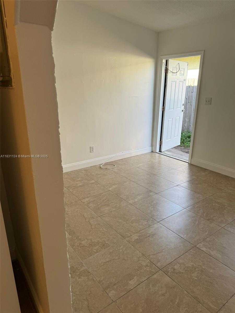 Small Image of 630 NORTH WEST 15TH TER, Fort Lauderdale Number 16
