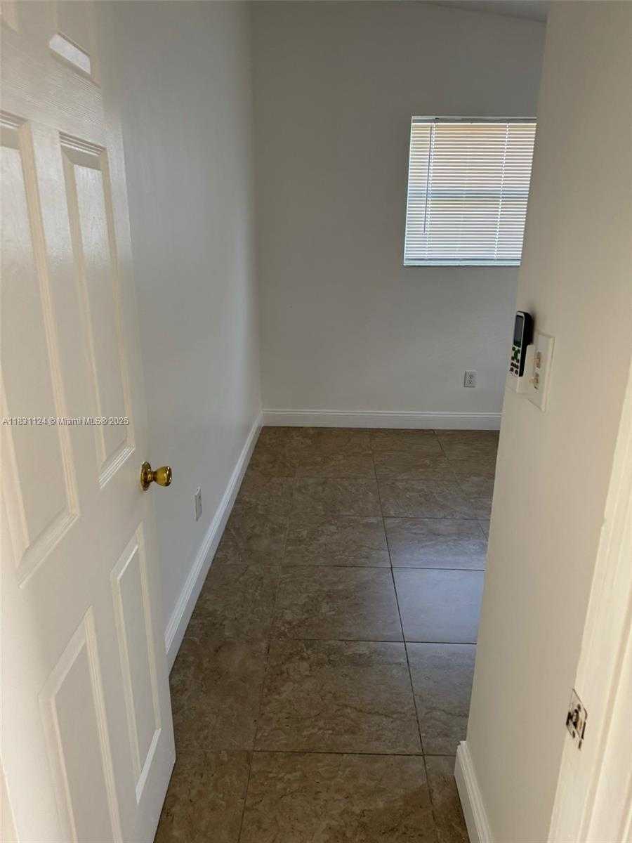 Small Image of 630 NORTH WEST 15TH TER, Fort Lauderdale Number 17