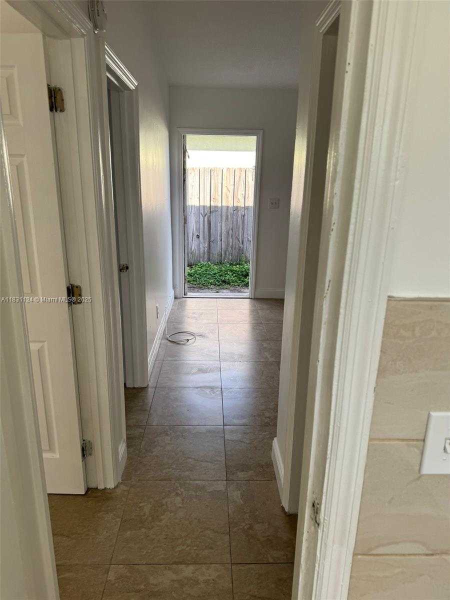 Small Image of 630 NORTH WEST 15TH TER, Fort Lauderdale Number 22