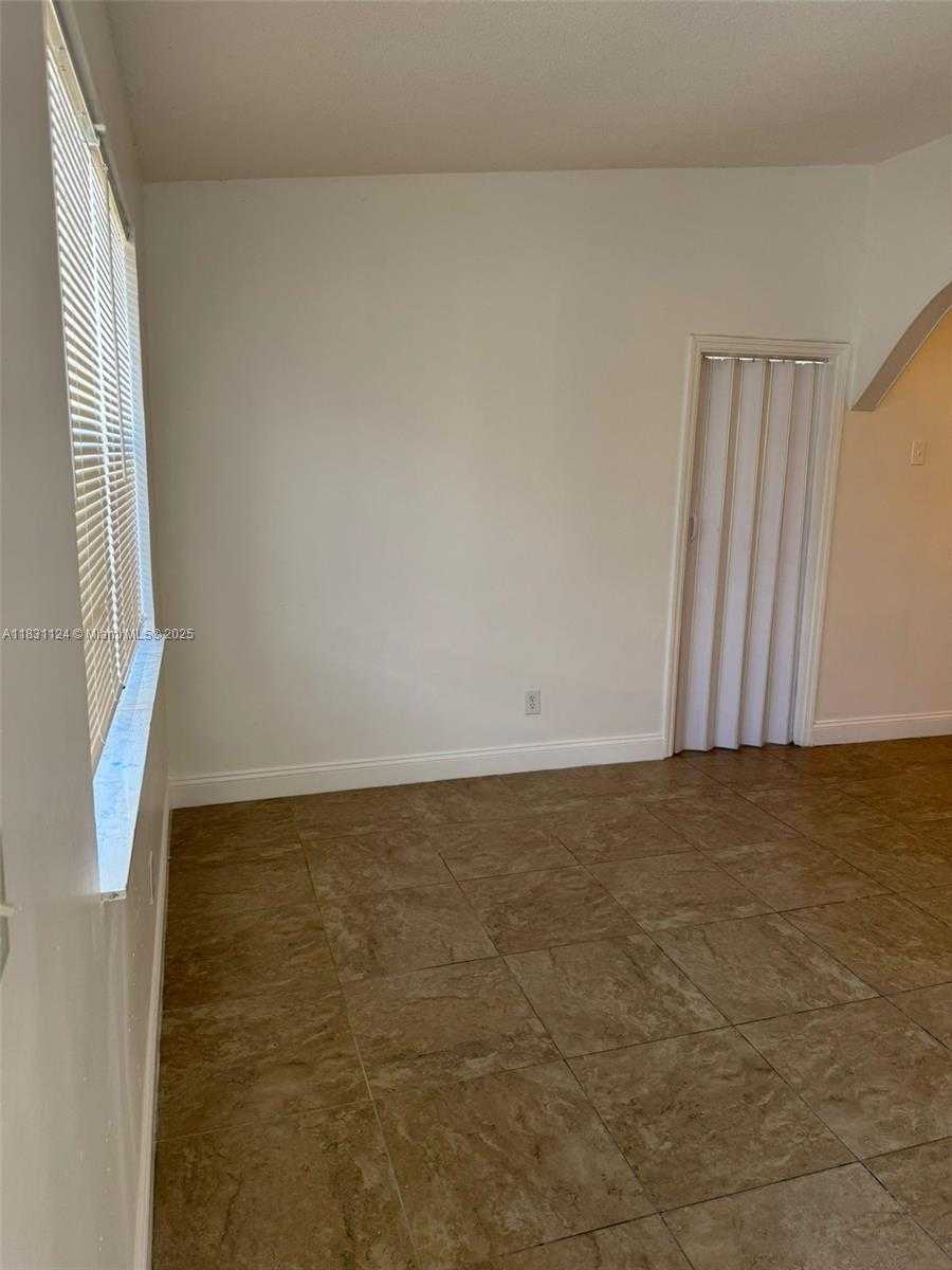 Small Image of 630 NORTH WEST 15TH TER, Fort Lauderdale Number 7