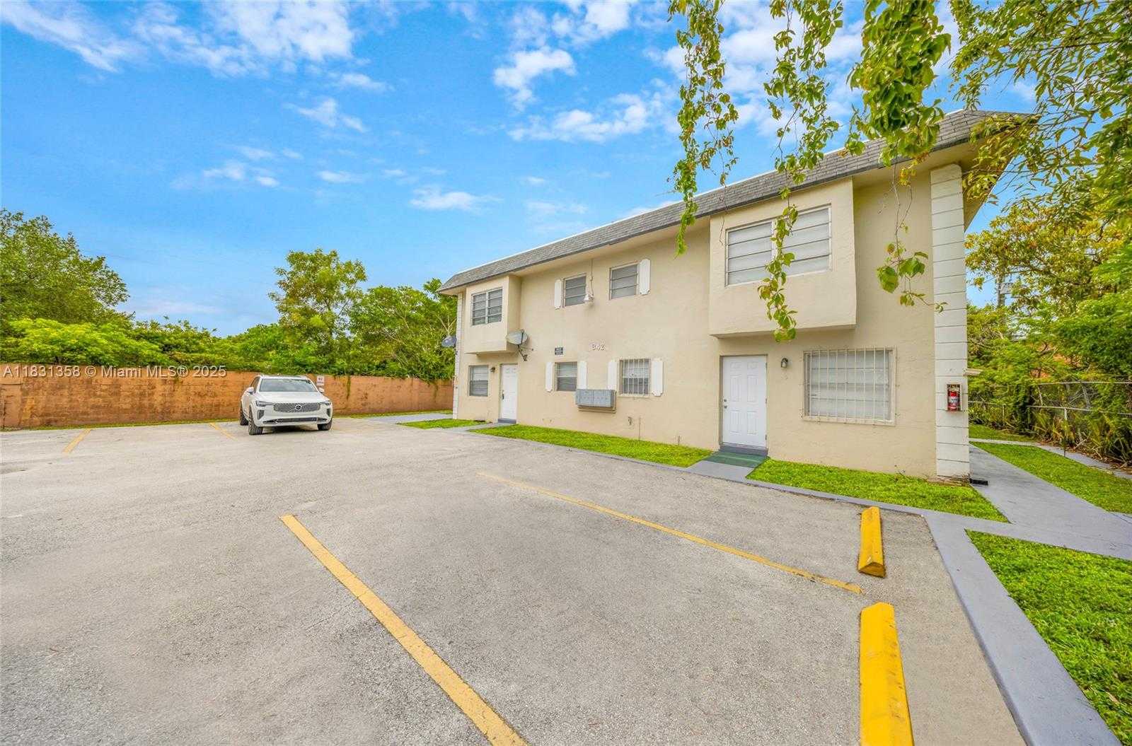 Small Image of 842 NORTH WEST 1ST AVE #8, Fort Lauderdale Number 5
