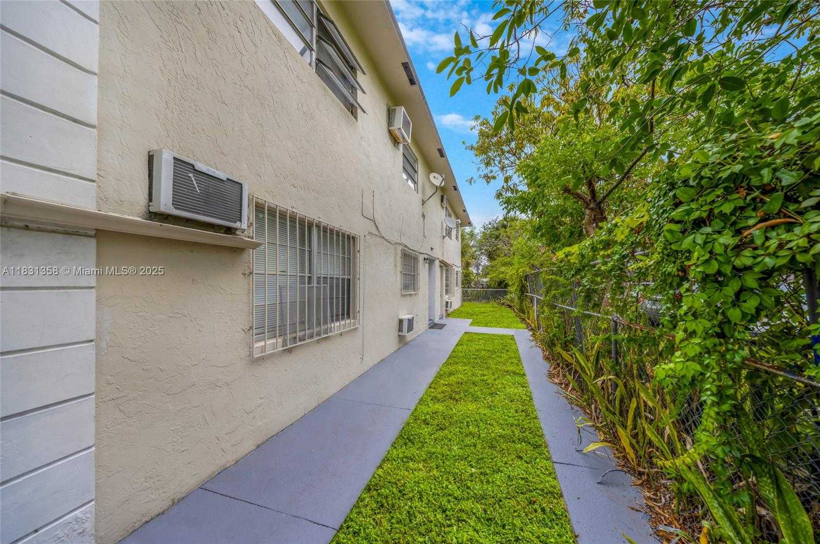 Small Image of 842 NORTH WEST 1ST AVE #8, Fort Lauderdale Number 6