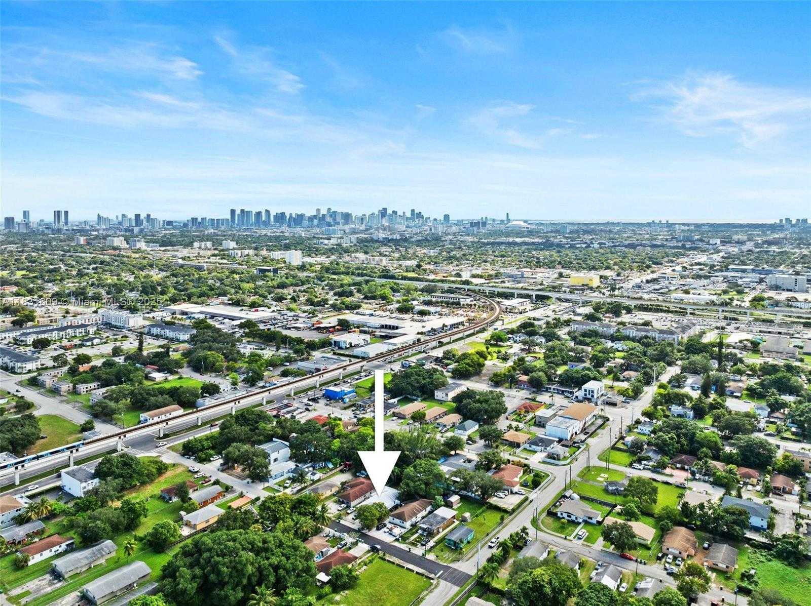 Small Image of 2788 NORTH WEST 48TH ST, Miami Number 3