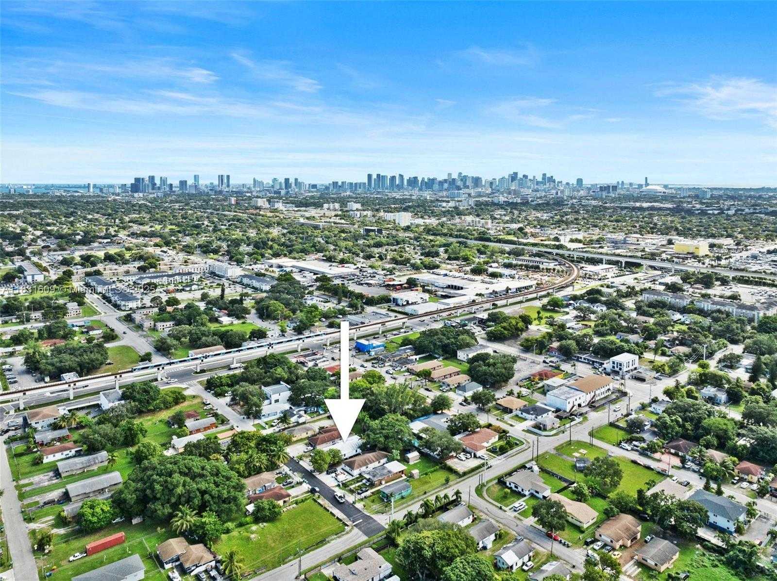 Small Image of 2788 NORTH WEST 48TH ST, Miami Number 7
