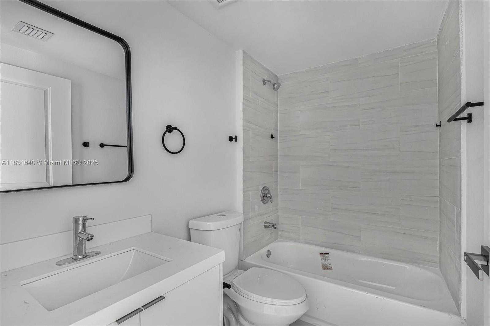 Small Image of 16955 SOUTH WEST 100TH AVE #10, Miami Number 11
