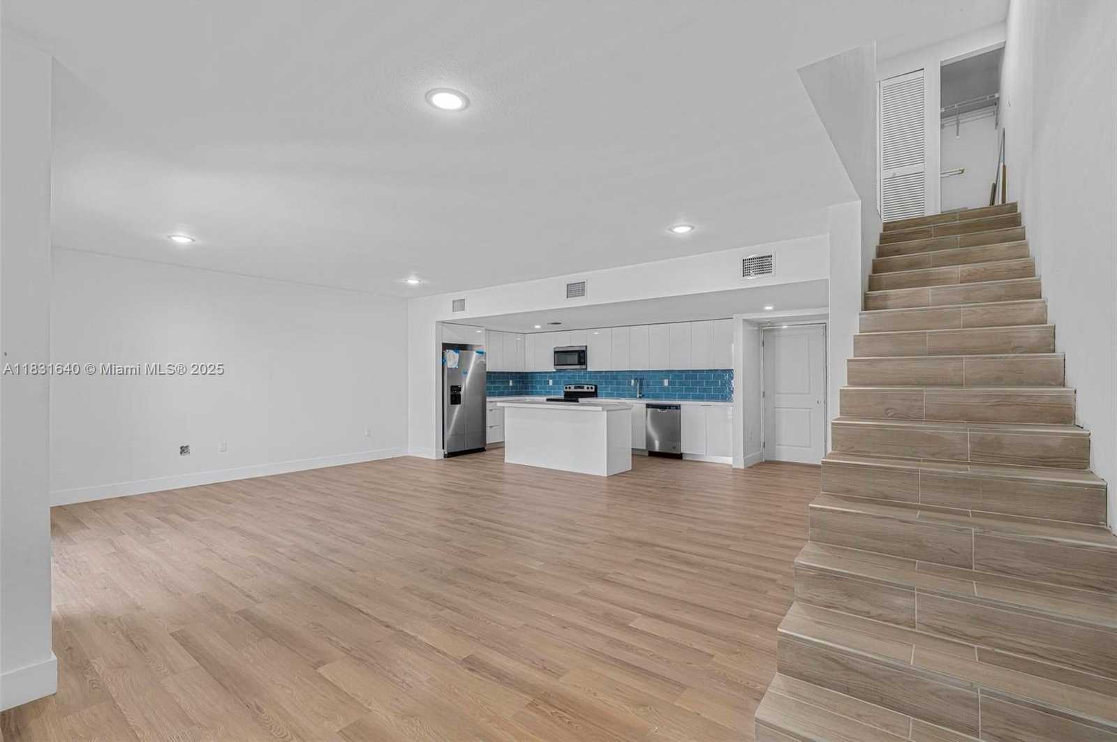 Small Image of 16955 SOUTH WEST 100TH AVE #10, Miami Number 17