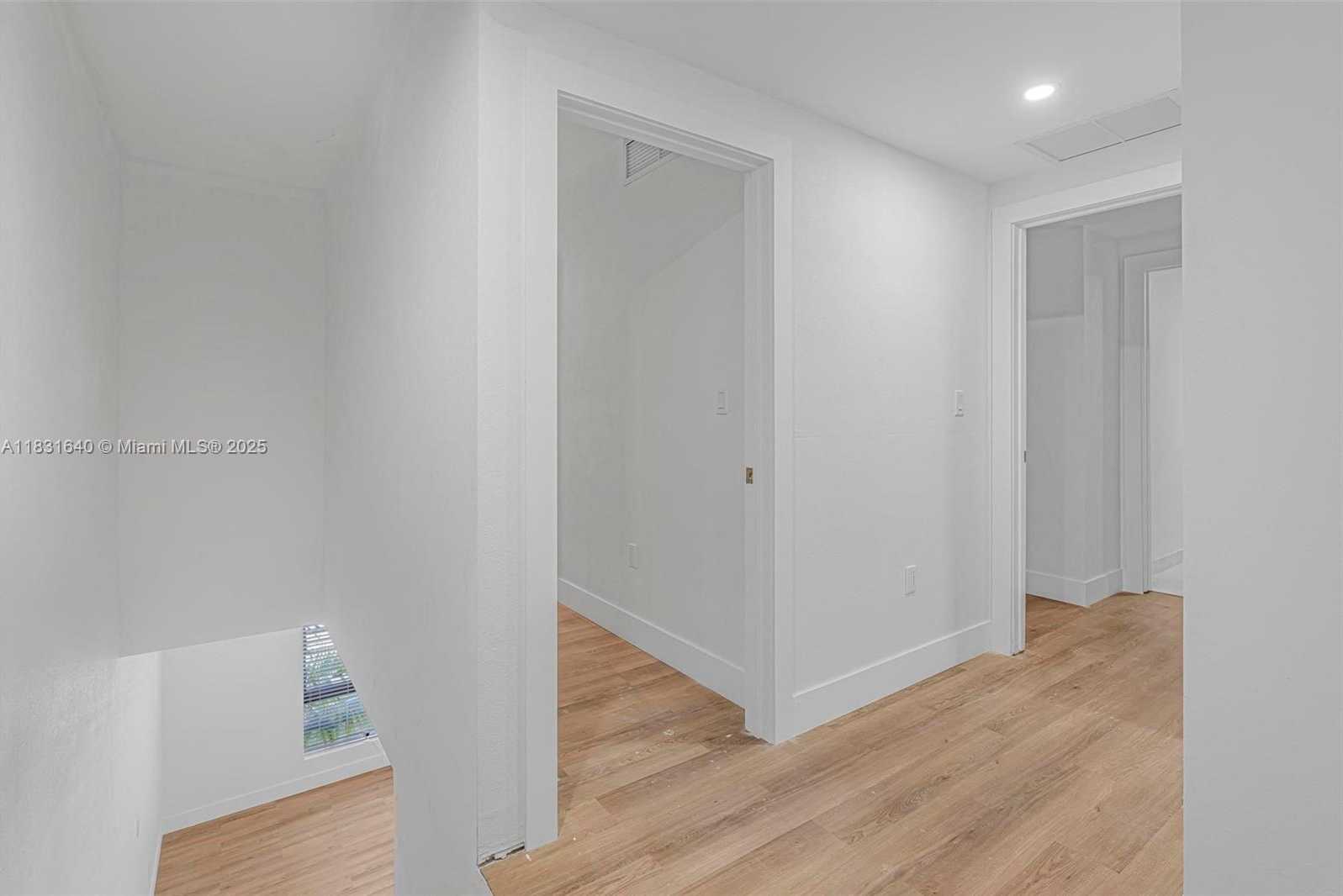 Small Image of 16955 SOUTH WEST 100TH AVE #10, Miami Number 28