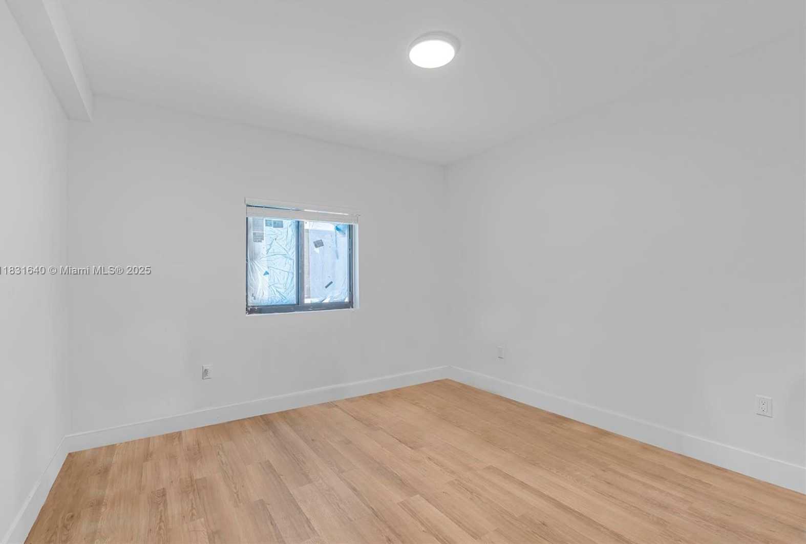 Small Image of 16955 SOUTH WEST 100TH AVE #10, Miami Number 30