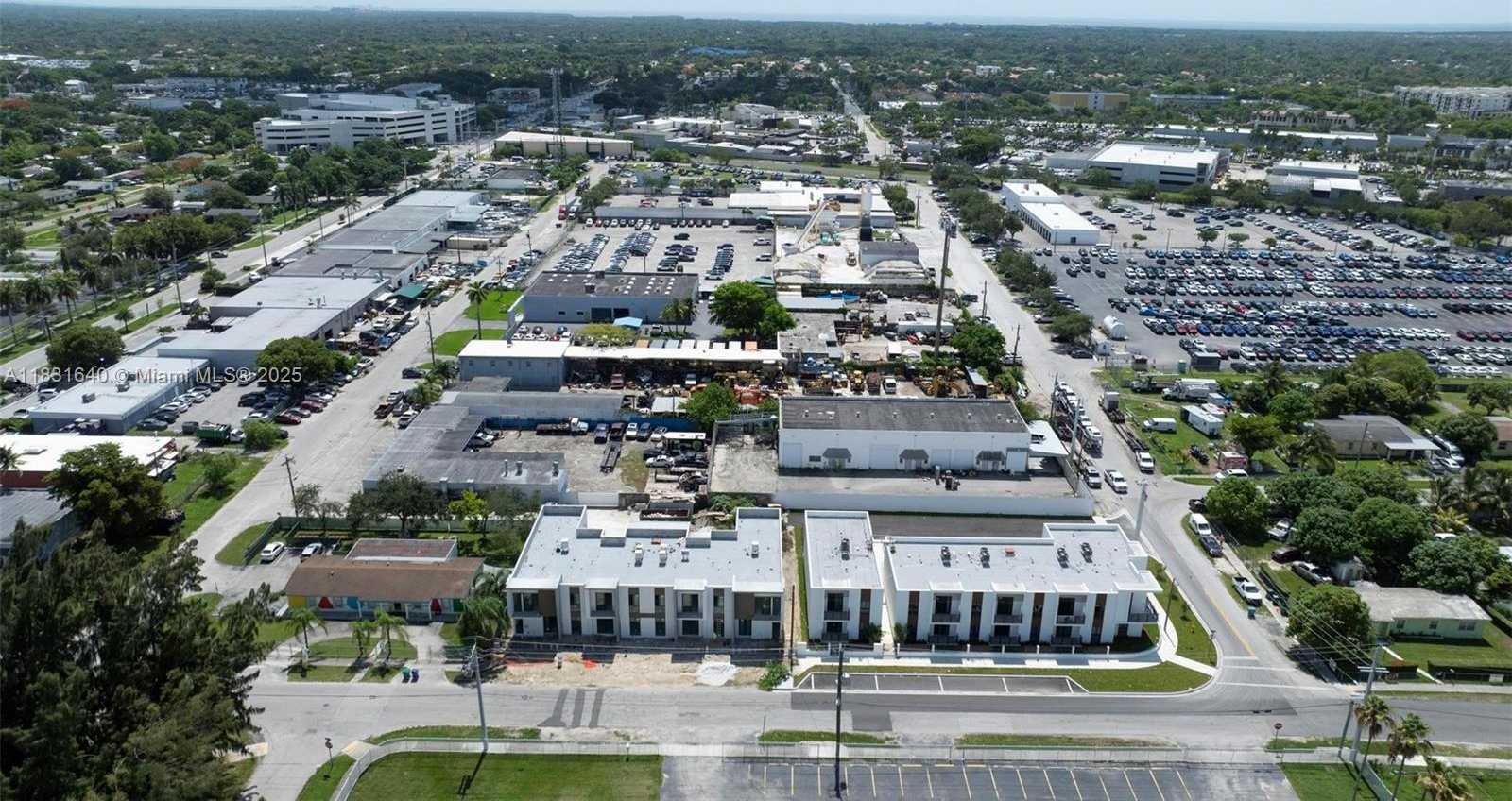 Small Image of 16955 SOUTH WEST 100TH AVE #10, Miami Number 34