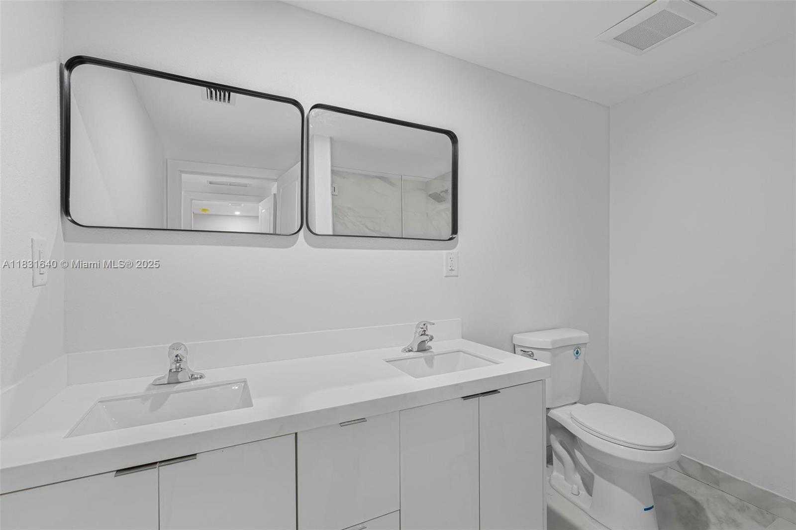 Small Image of 16955 SOUTH WEST 100TH AVE #10, Miami Number 40