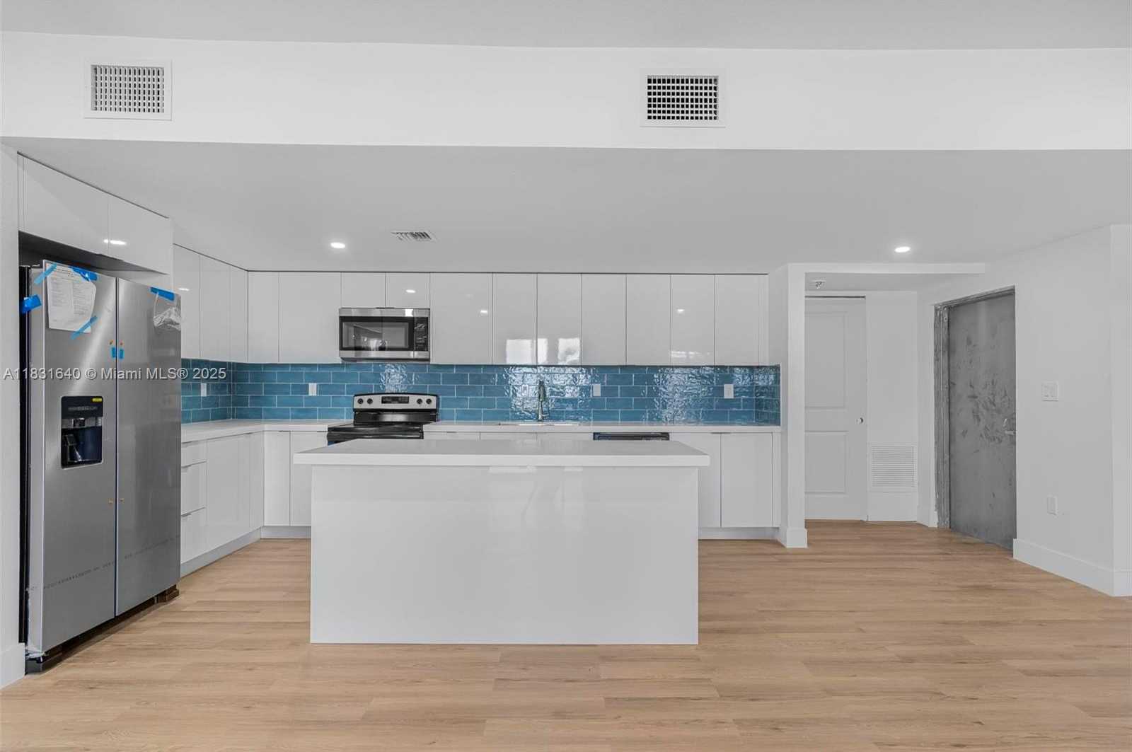 Small Image of 16955 SOUTH WEST 100TH AVE #10, Miami Number 9