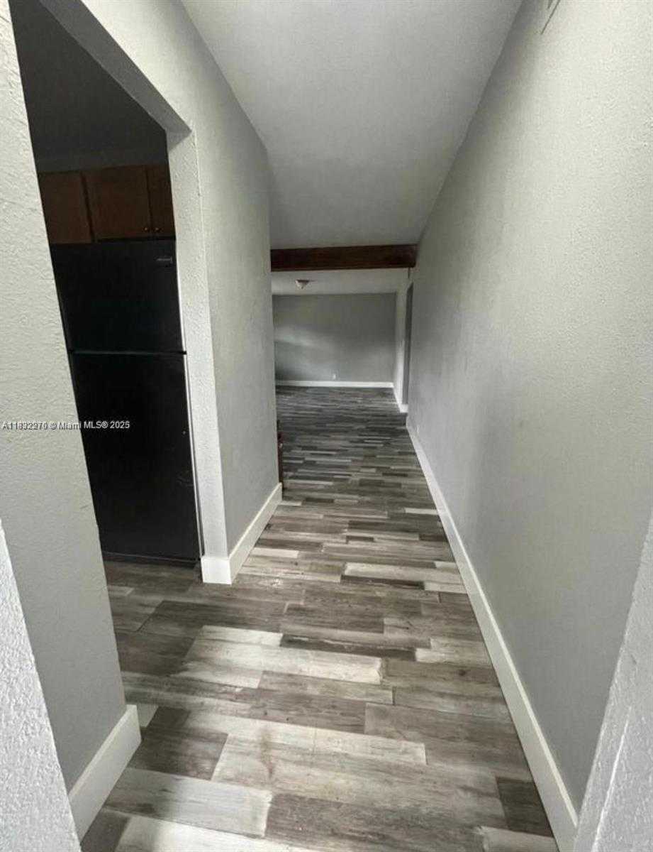 Small Image of 1532 SOUTH WEST 5TH PL, Fort Lauderdale Number 10