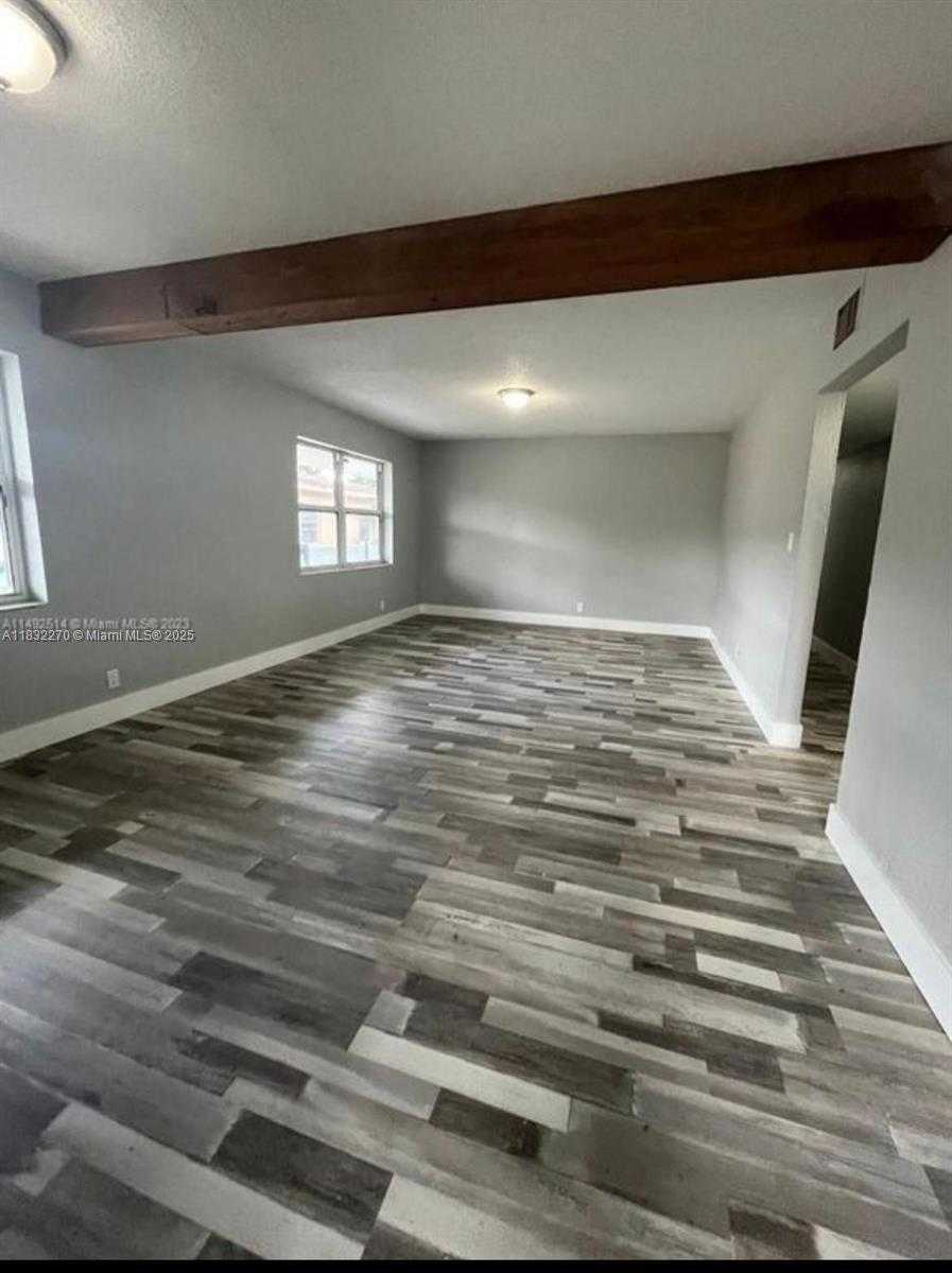Small Image of 1532 SOUTH WEST 5TH PL, Fort Lauderdale Number 6