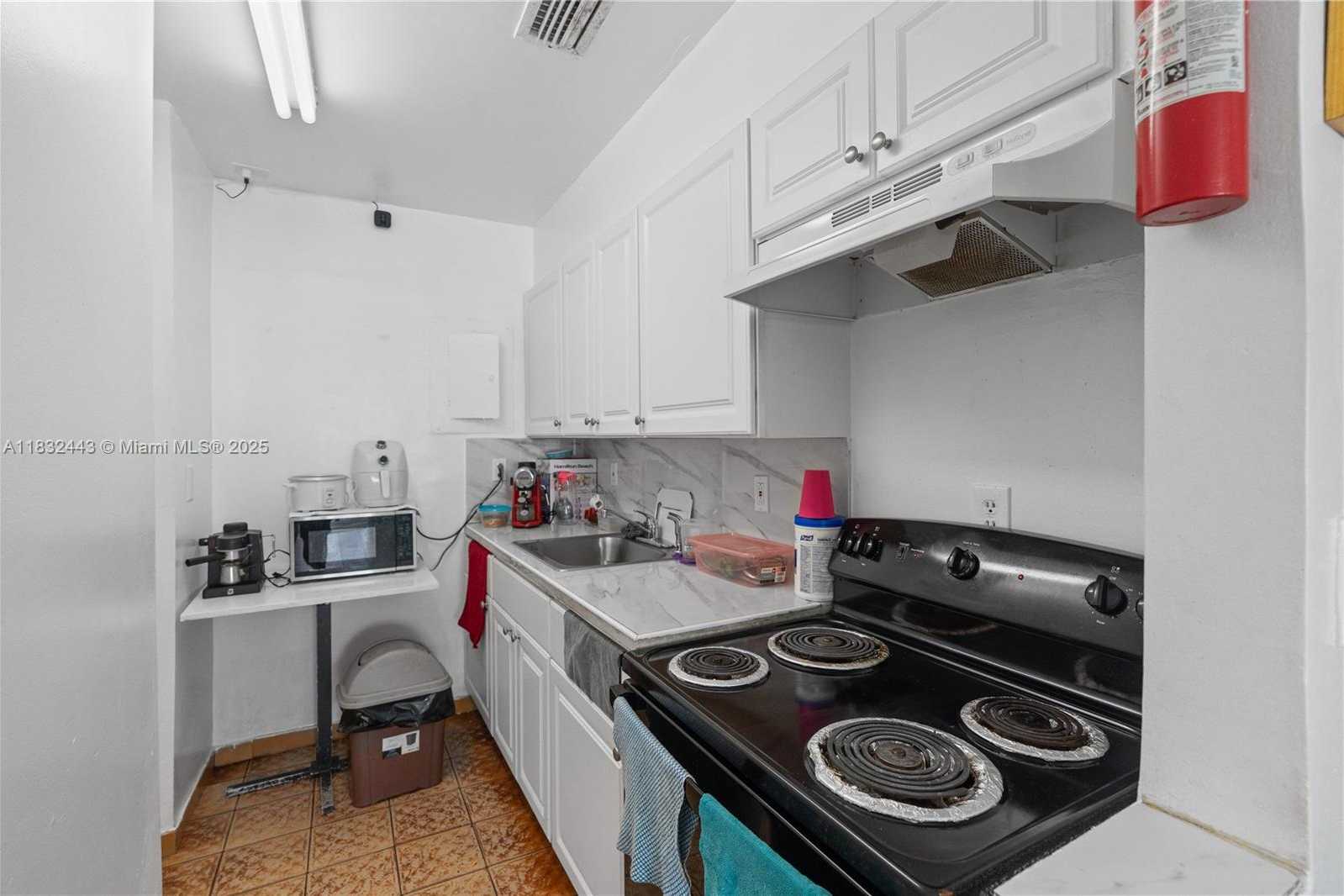 Small Image of 1619 SOUTH WEST 2ND ST, Miami Number 13